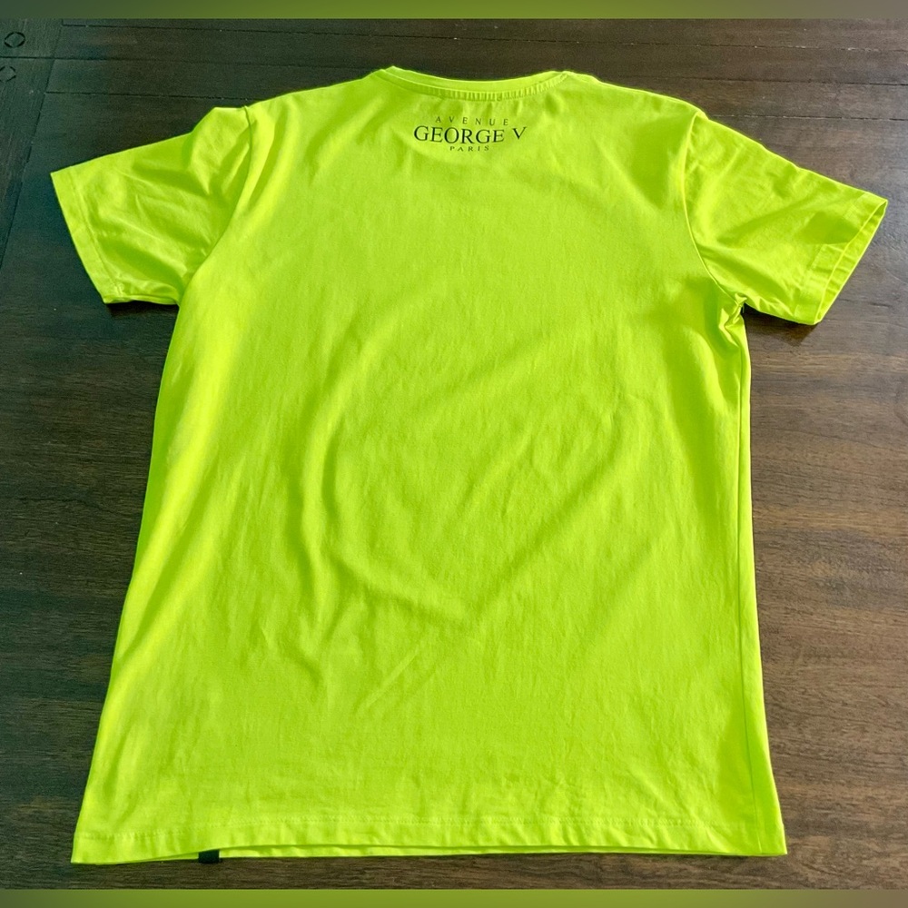 Avenue George V Paris Men's T-Shirt Size Large Used Good Condition - Picture 7 of 9